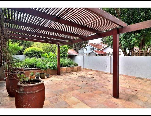 3 BEDROOM TOWNHOUSE FOR SALE IN RIVONIA